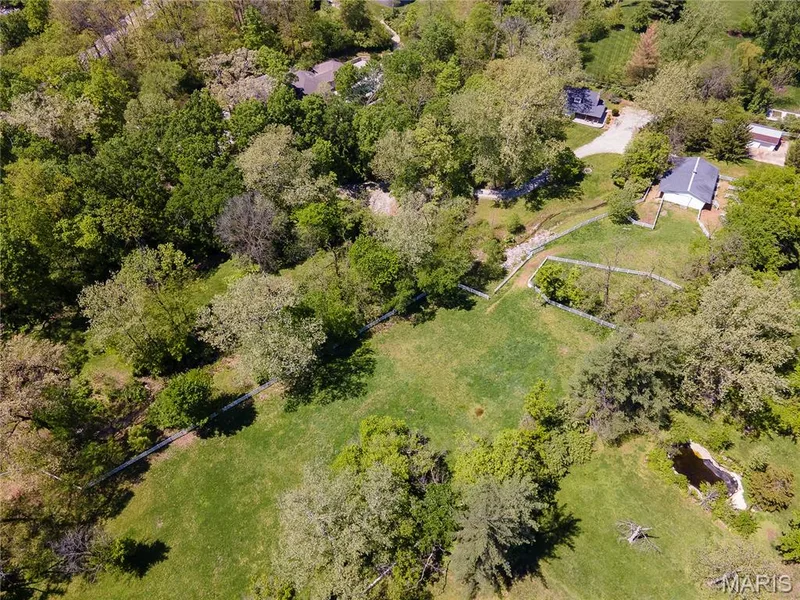 1004 Weidman Road, Chesterfield, MO 63017 — listing photo 15 of 17