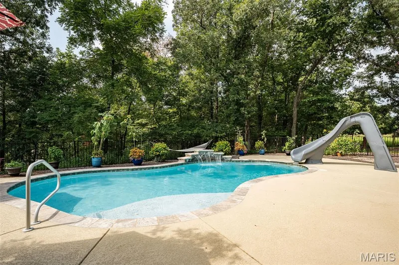 Easy access pool — 51 Nordic Lane, Defiance, MO 63341