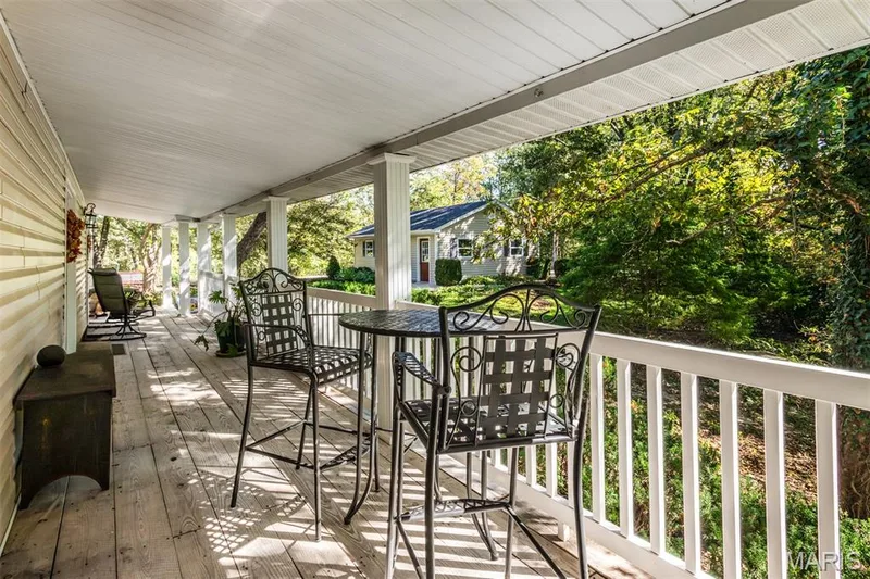Covered porch — 51 Nordic Lane, Defiance, MO 63341