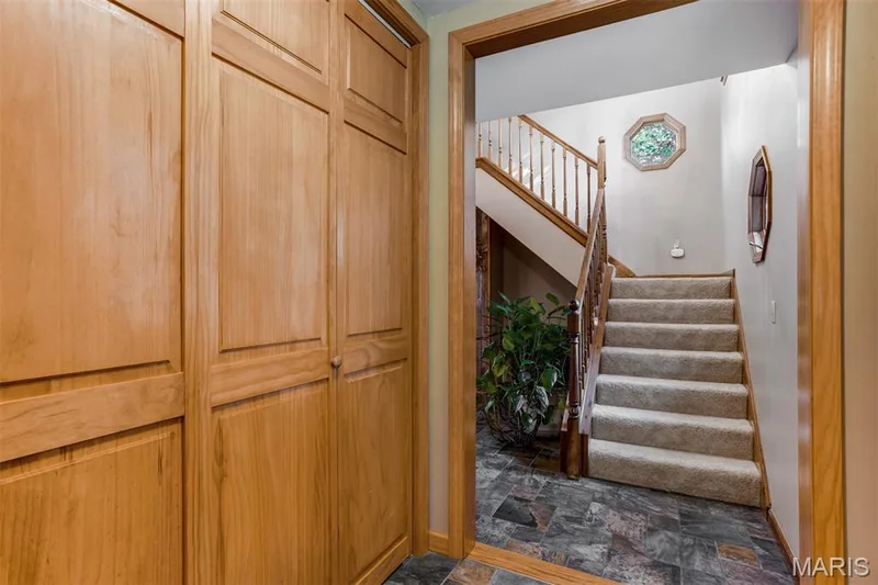 Entry foyer — 51 Nordic Lane, Defiance, MO 63341