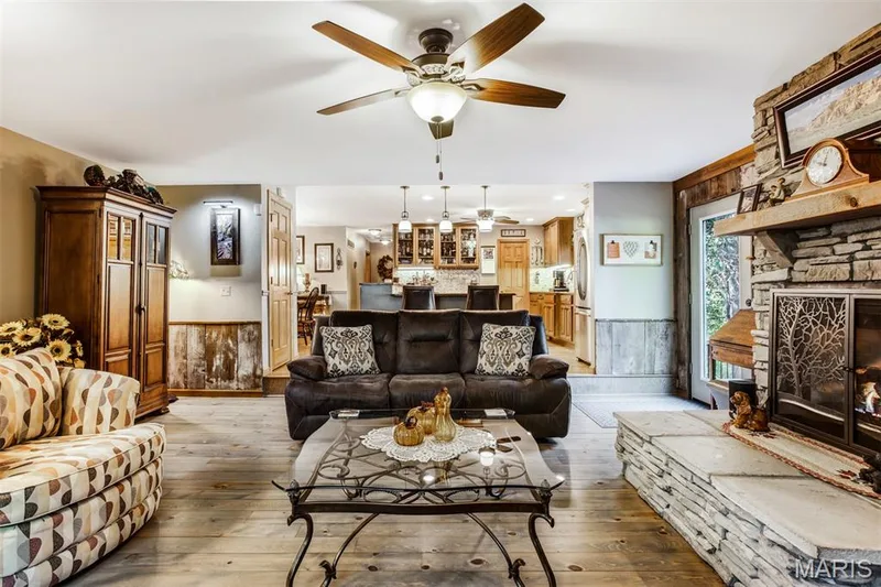 Family room/kitchen view — 51 Nordic Lane, Defiance, MO 63341