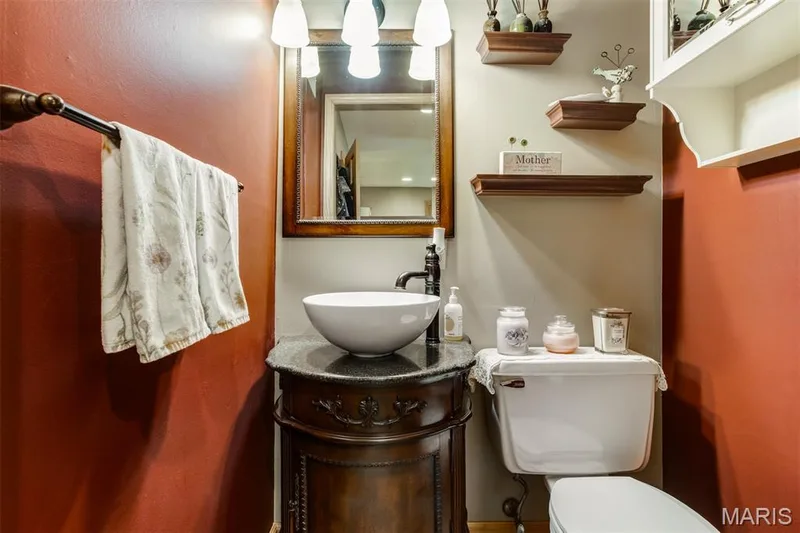 Half Bath in Primary suite — 51 Nordic Lane, Defiance, MO 63341