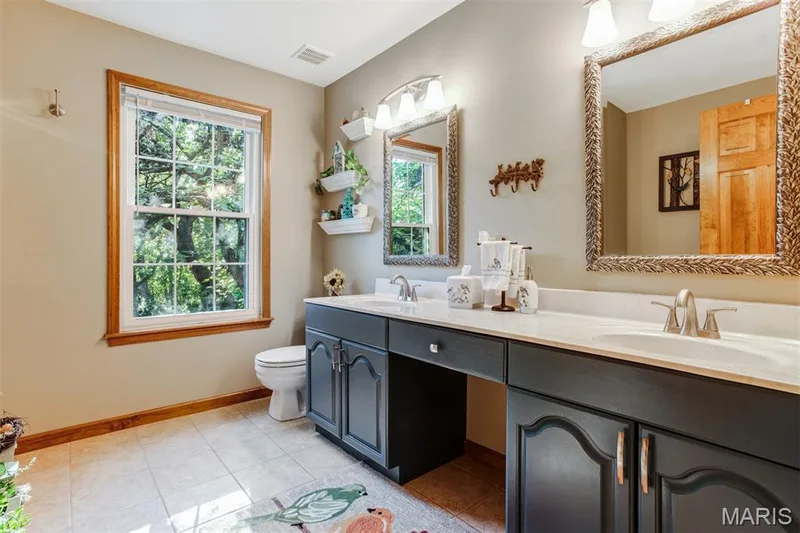 Full bath upper level features double sinks — 51 Nordic Lane, Defiance, MO 63341