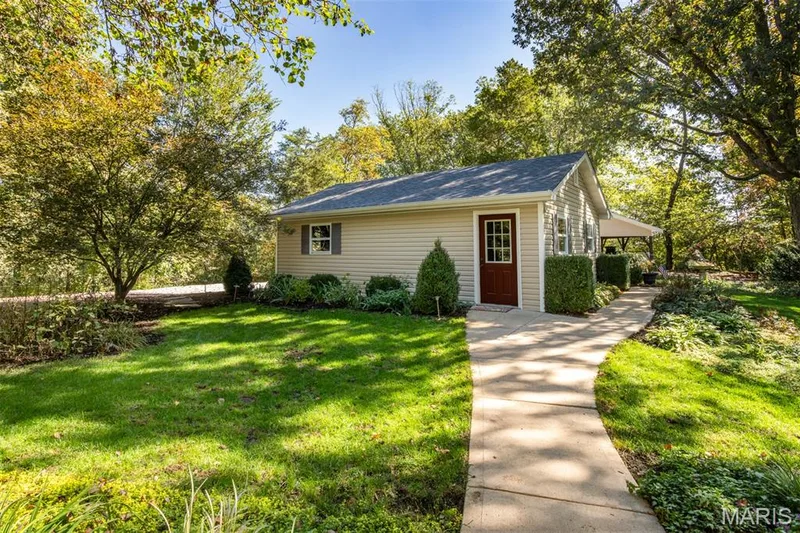 Garage entrance — 51 Nordic Lane, Defiance, MO 63341