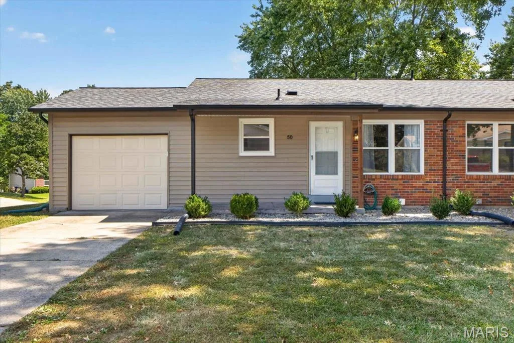 50 Laura Drive, St Peters, MO 63376 — listing photo 1 of 31