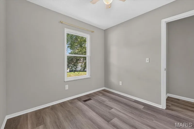 50 Laura Drive, St Peters, MO 63376 — listing photo 14 of 31