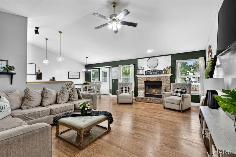 2705 Providence Ridge Drive, Wentzville, MO 63385 — listing photo 2 of 41