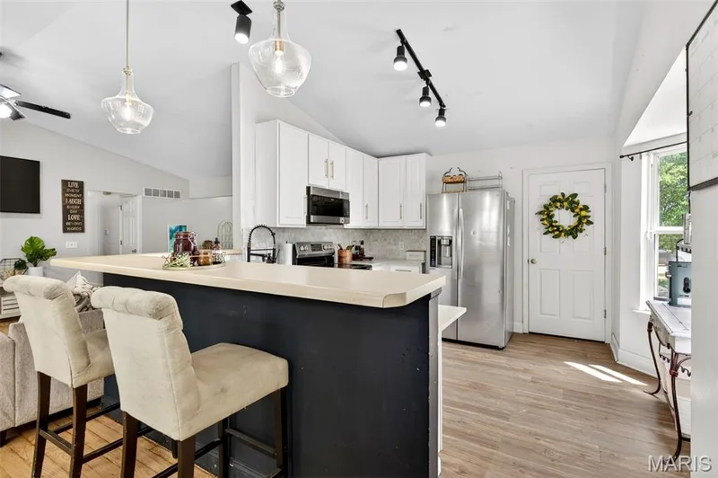 2705 Providence Ridge Drive, Wentzville, MO 63385 — listing photo 13 of 41