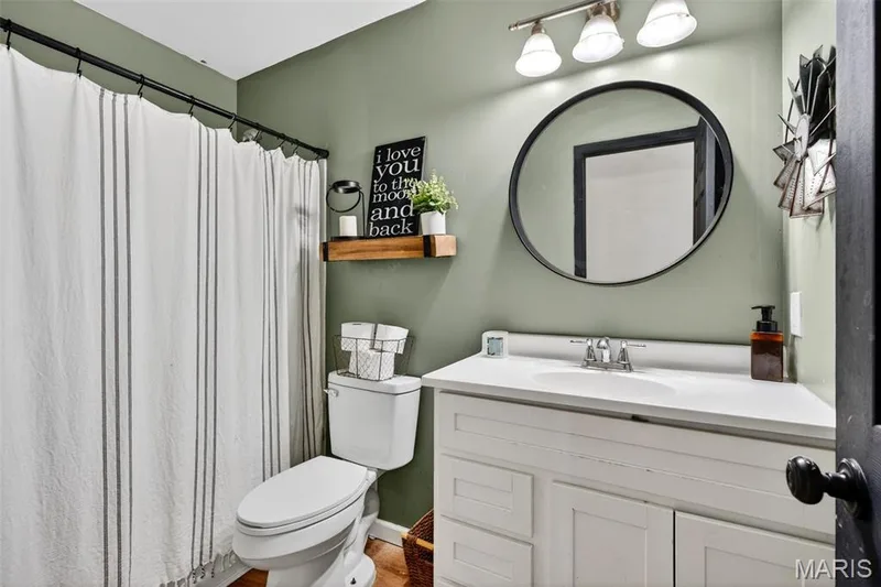 2705 Providence Ridge Drive, Wentzville, MO 63385 — listing photo 18 of 41