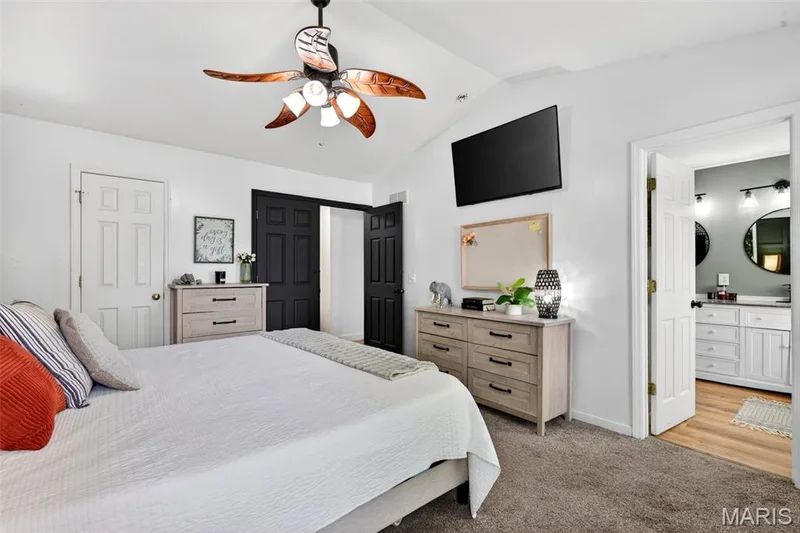 2705 Providence Ridge Drive, Wentzville, MO 63385 — listing photo 22 of 41