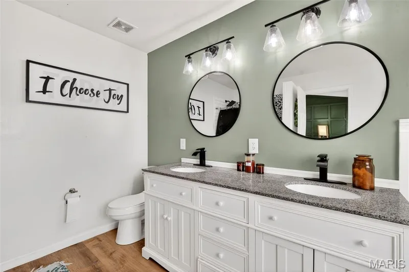 2705 Providence Ridge Drive, Wentzville, MO 63385 — listing photo 24 of 41