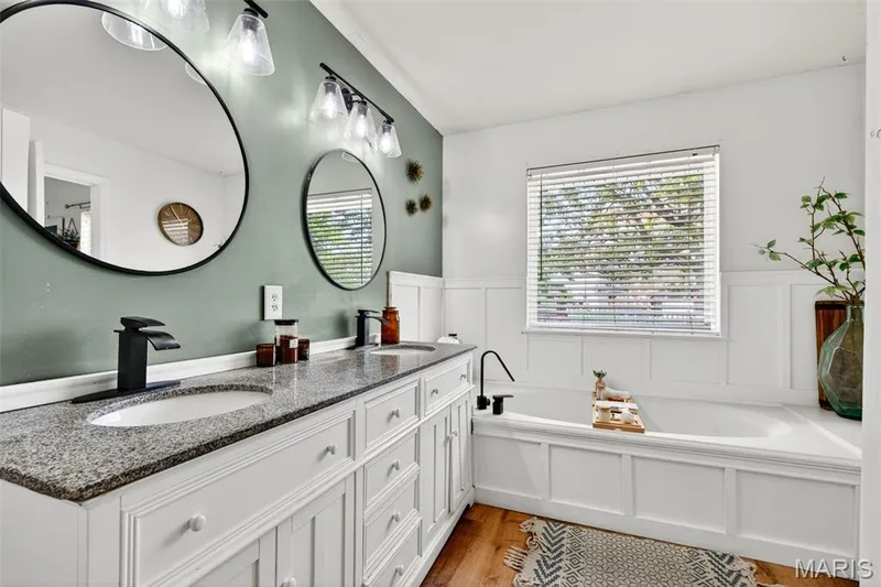 2705 Providence Ridge Drive, Wentzville, MO 63385 — listing photo 4 of 41