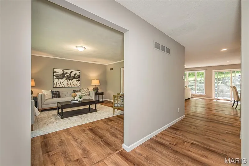 4200 Wincliff Drive, St Charles, MO 63304 — listing photo 6 of 60
