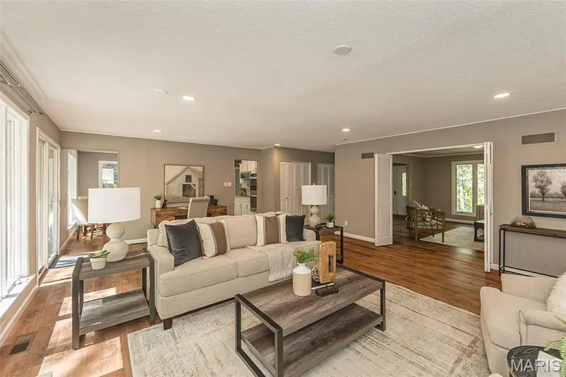 4200 Wincliff Drive, St Charles, MO 63304 — listing photo 13 of 60