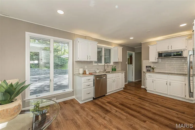 4200 Wincliff Drive, St Charles, MO 63304 — listing photo 16 of 60