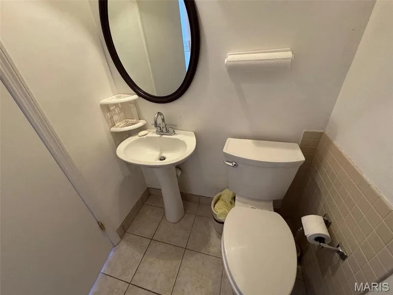 powder room — 13573 Coliseum Drive, Chesterfield, MO 63017