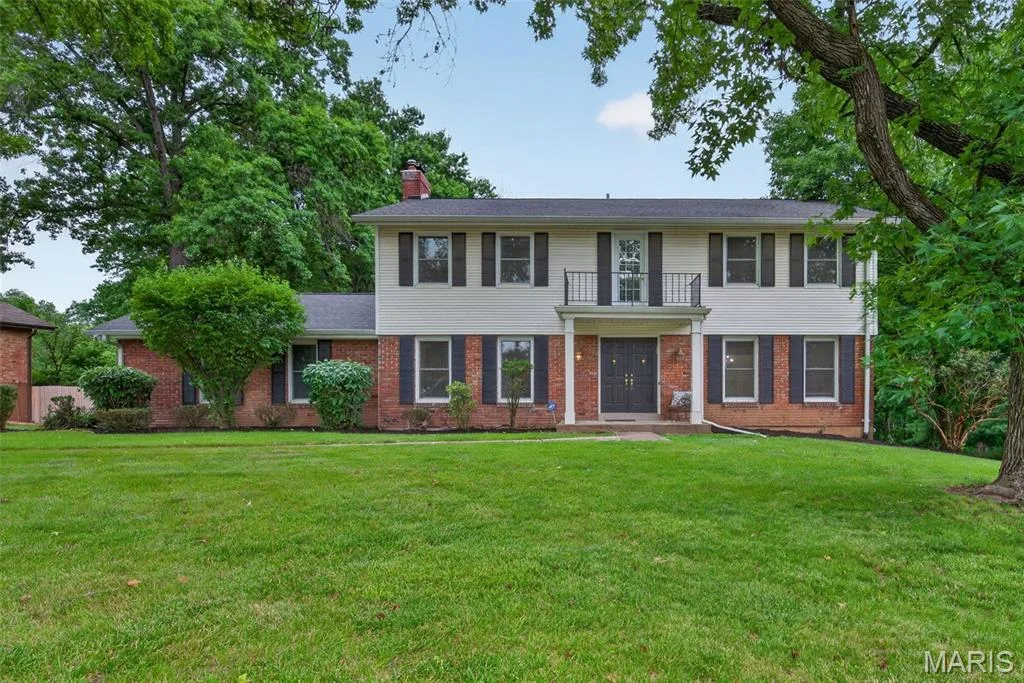 223 Trailtop Court, Chesterfield, MO 63017 — listing photo 1 of 69