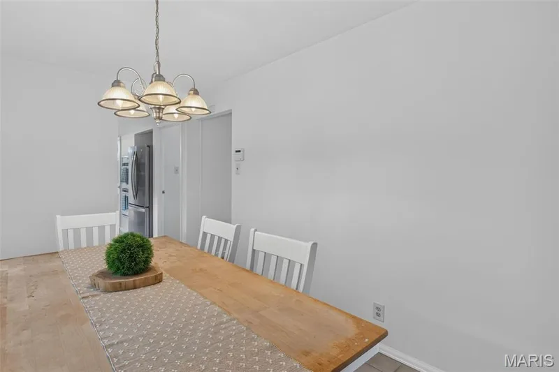 223 Trailtop Court, Chesterfield, MO 63017 — listing photo 17 of 69