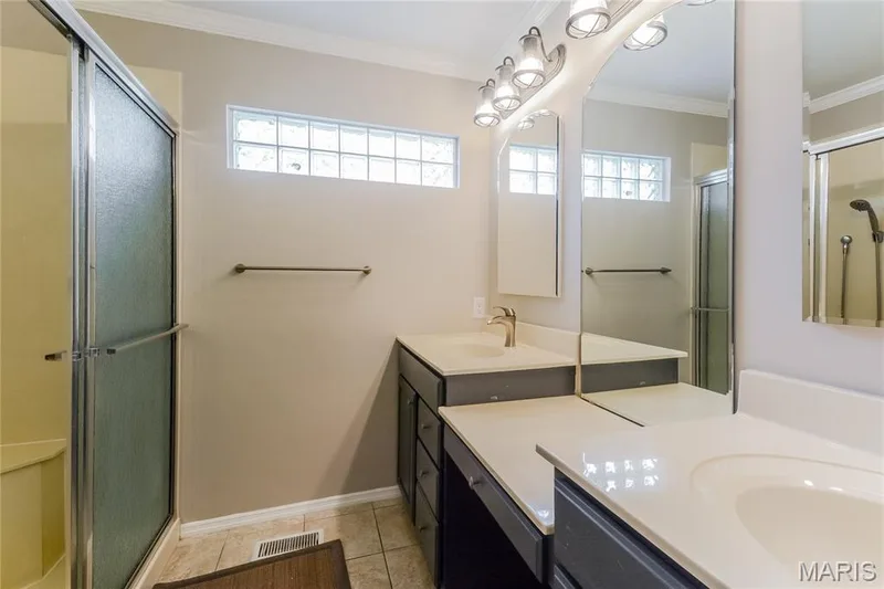 2 Saw Mill Way, St Charles, MO 63303 — listing photo 9 of 14