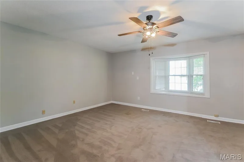 2 Saw Mill Way, St Charles, MO 63303 — listing photo 8 of 14