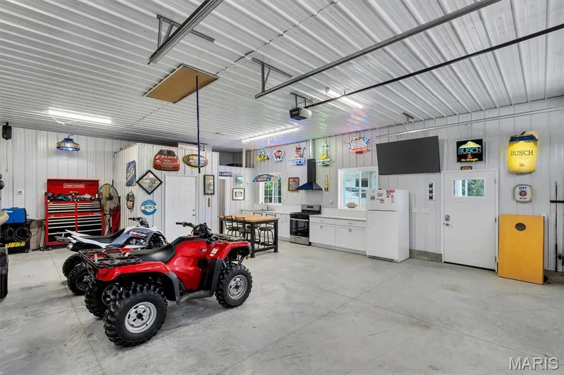 31 Raven Court, Wentzville, MO 63385 — listing photo 18 of 90
