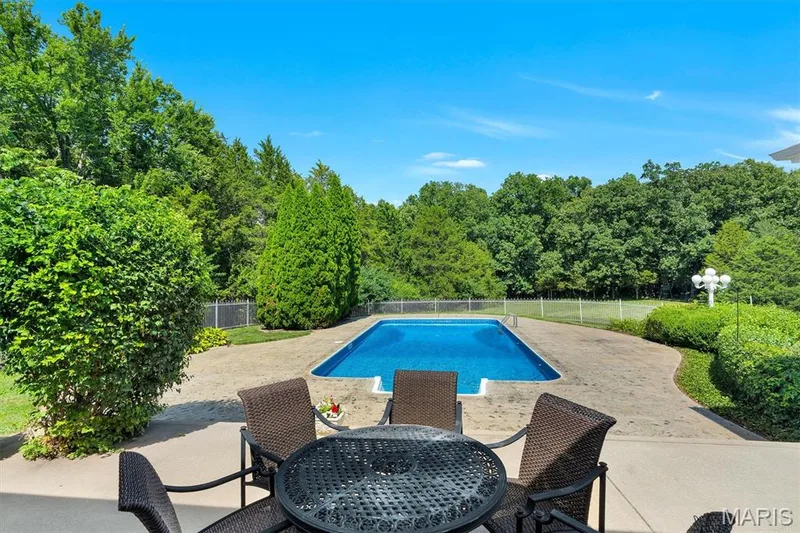 31 Raven Court, Wentzville, MO 63385 — listing photo 26 of 90