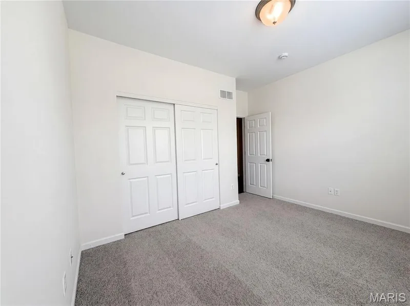1034 Sweet River Drive, St Paul, MO 63366 — listing photo 12 of 21