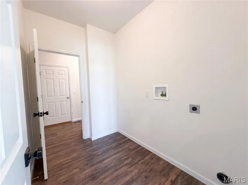 1034 Sweet River Drive, St Paul, MO 63366 — listing photo 18 of 21
