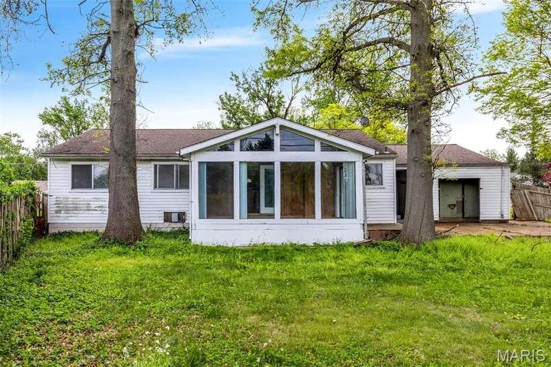 119 Bellechasse Drive, Chesterfield, MO 63017 — listing photo 34 of 37