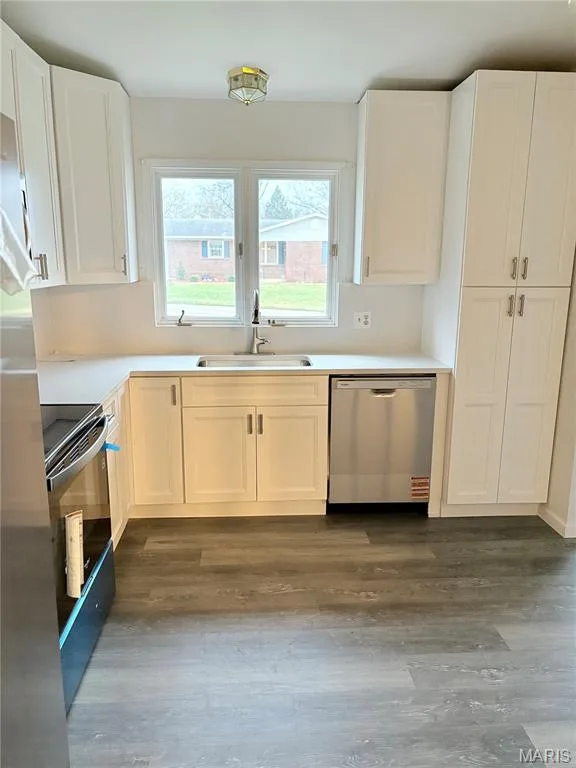 3029 Imperial Drive, St Peters, MO 63303 — listing photo 8 of 23