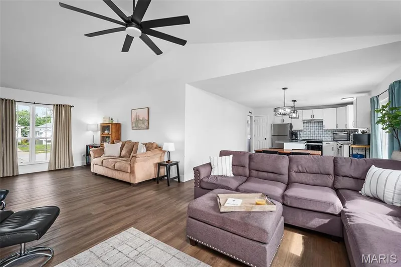 4 Royallbend Court, O'Fallon, MO 63368 — listing photo 10 of 35