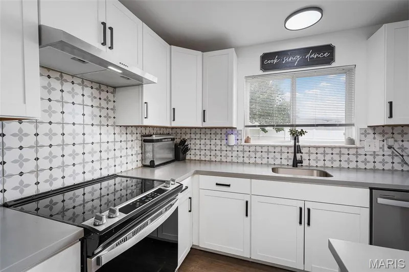 4 Royallbend Court, O'Fallon, MO 63368 — listing photo 14 of 35
