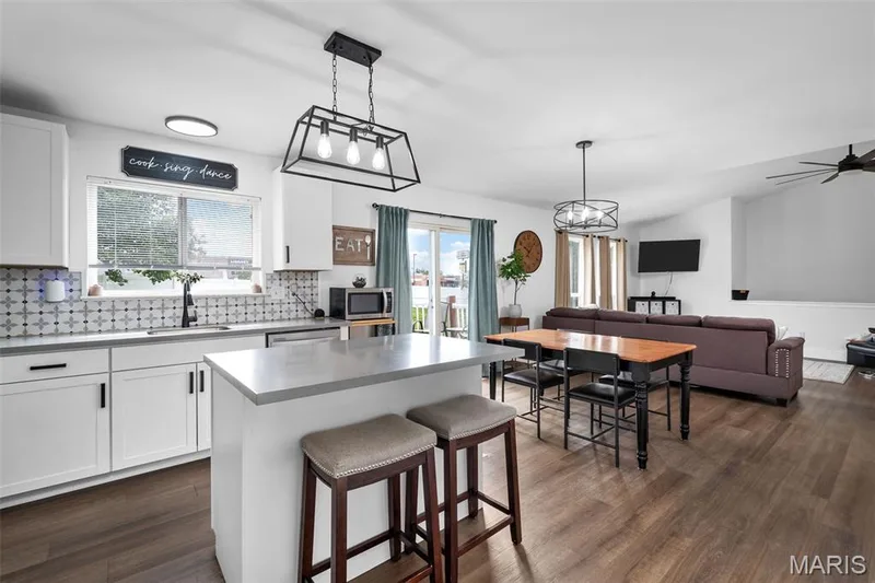 4 Royallbend Court, O'Fallon, MO 63368 — listing photo 15 of 35