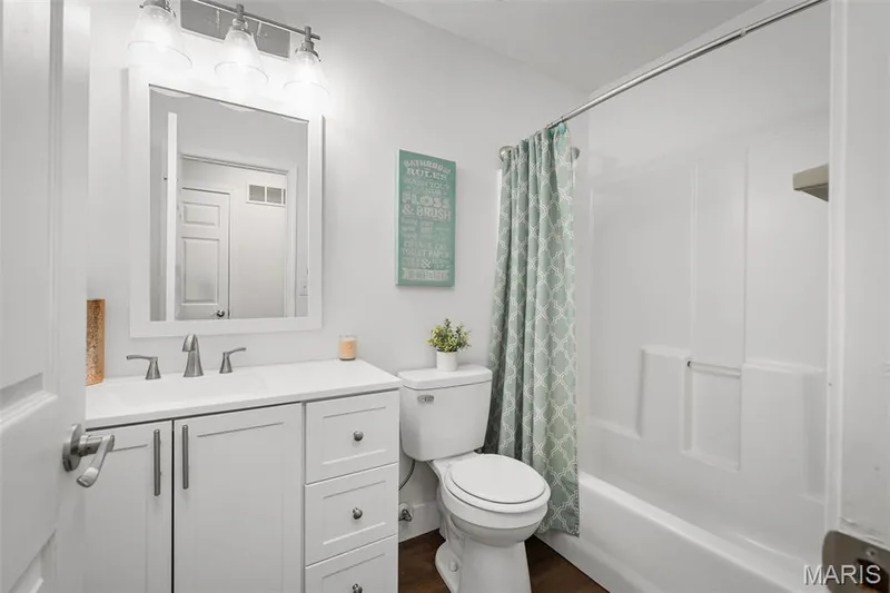 4 Royallbend Court, O'Fallon, MO 63368 — listing photo 25 of 35