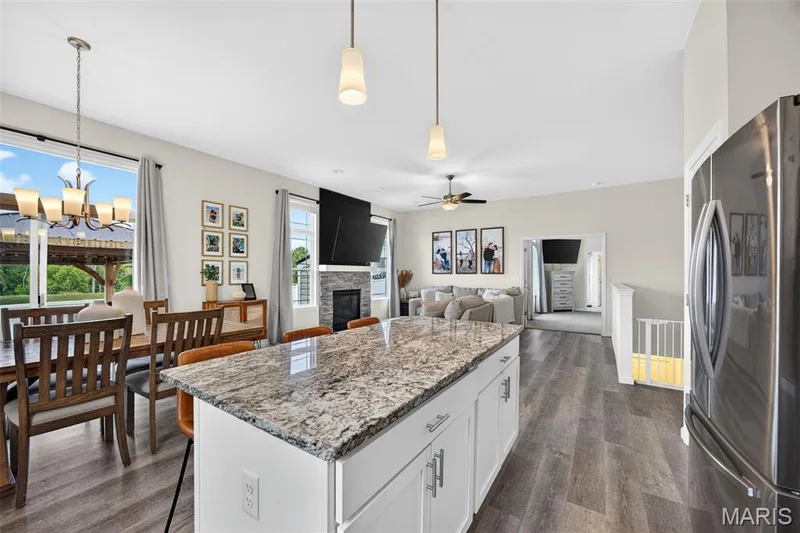 209 W Pine Creek Court, Wentzville, MO 63385 — listing photo 21 of 62