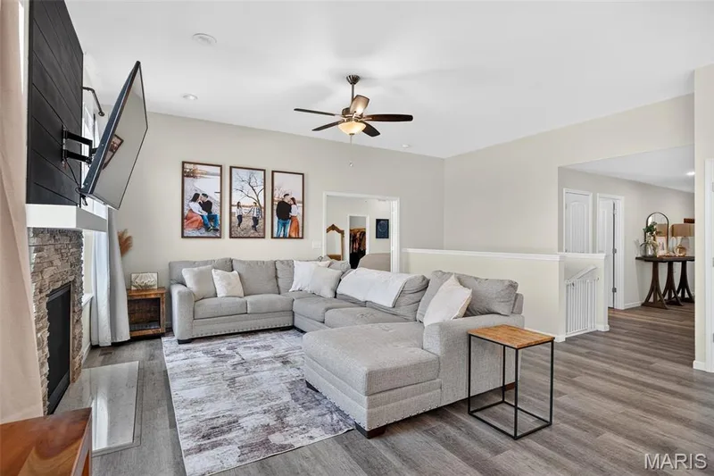209 W Pine Creek Court, Wentzville, MO 63385 — listing photo 23 of 62