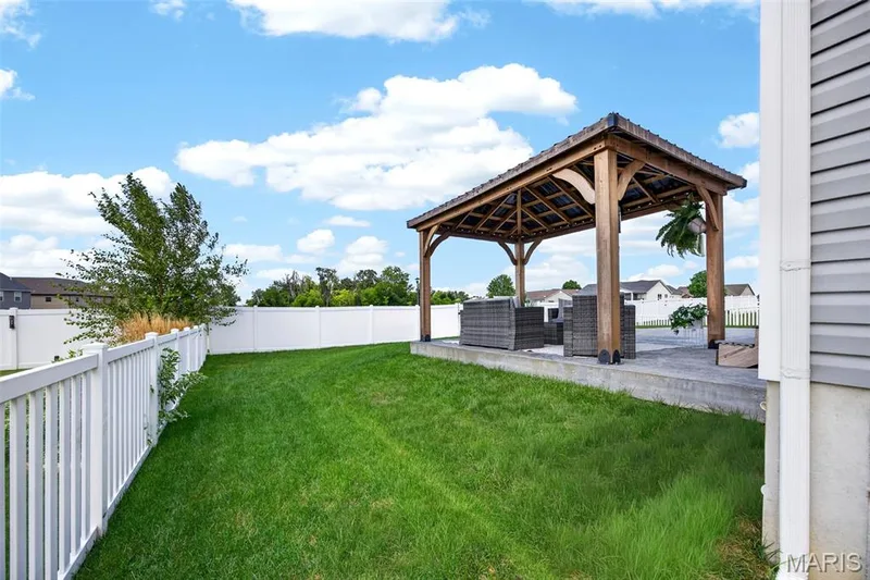 209 W Pine Creek Court, Wentzville, MO 63385 — listing photo 44 of 62
