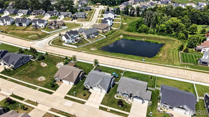 209 W Pine Creek Court, Wentzville, MO 63385 — listing photo 60 of 62