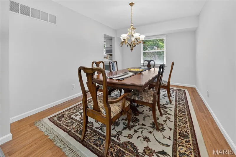 13220 Matador Drive, Chesterfield, MO 63141 — listing photo 6 of 27