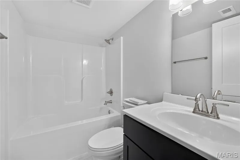 301 Healthy Way, St Charles, MO 63304 — listing photo 64 of 74
