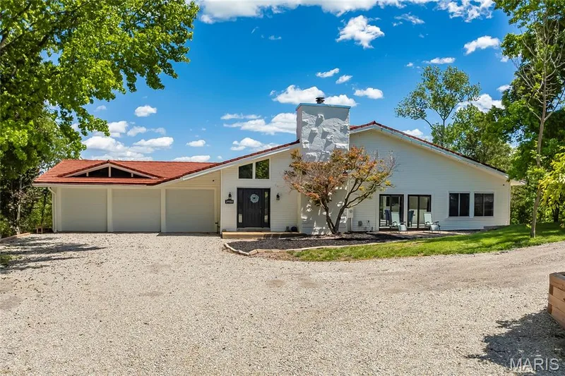 2900 Ossenfort Road, Wildwood, MO 63038 — listing photo 2 of 62