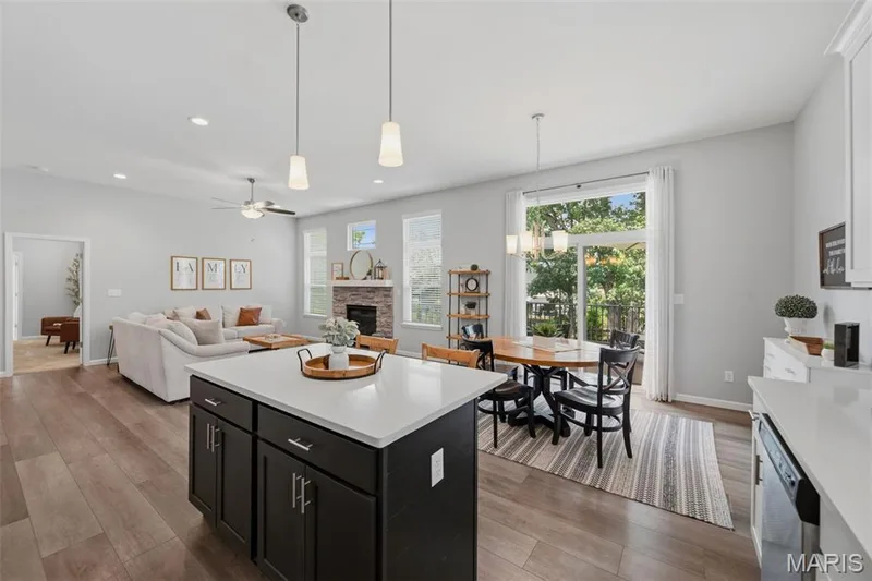 Seamless transitions between rooms — 411 Knothole Lane, Wentzville, MO 63385