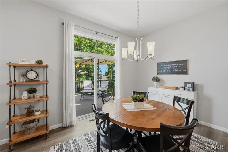Dining room just off of the kitchen and living room — 411 Knothole Lane, Wentzville, MO 63385