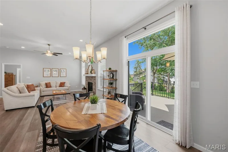 Glass slider door to composite deck — 411 Knothole Lane, Wentzville, MO 63385