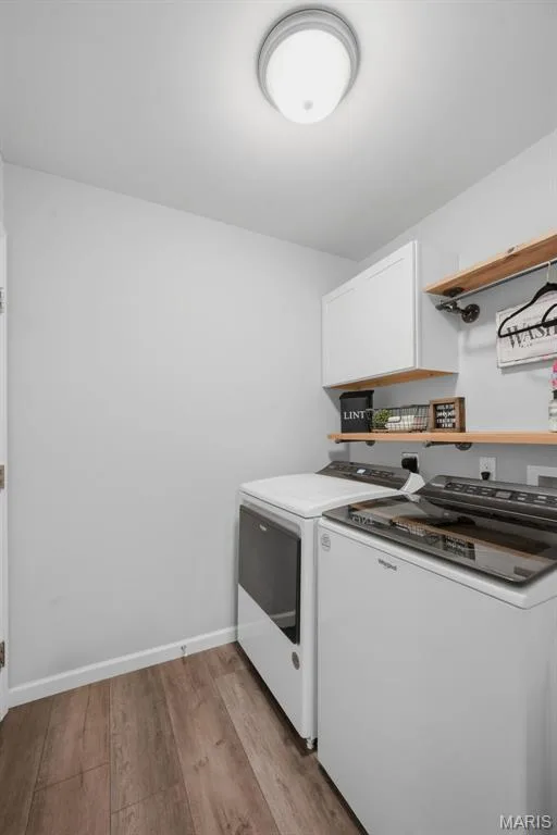 Convenient main floor laundry room — 411 Knothole Lane, Wentzville, MO 63385