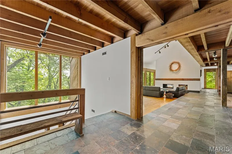 1602 Wolf Trail Road, Wildwood, MO 63021 — listing photo 4 of 65