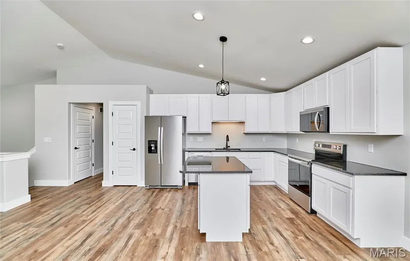 1184 Marathon Drive, Foristell, MO 63348 — listing photo 7 of 40