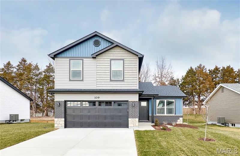 1190 Marathon Drive, Foristell, MO 63348 — listing photo 3 of 46