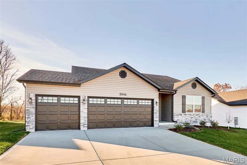 1175 Marathon Drive, Foristell, MO 63348 — listing photo 3 of 65