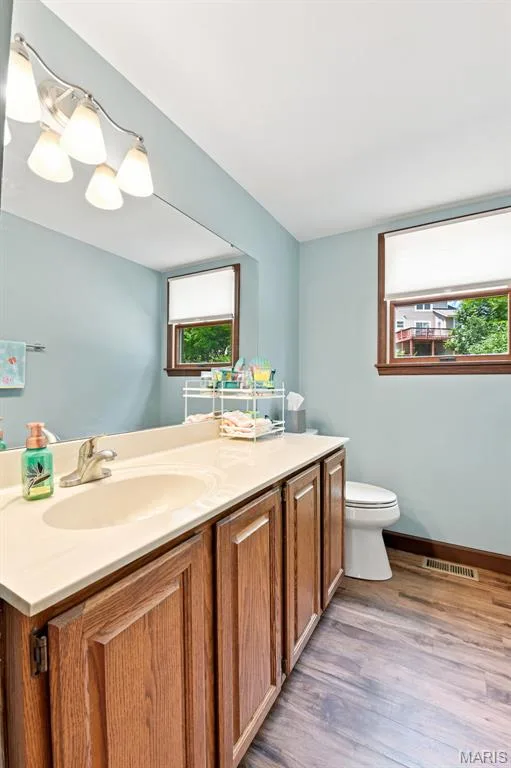 3065 Winding River Drive, St Charles, MO 63303 — listing photo 14 of 44